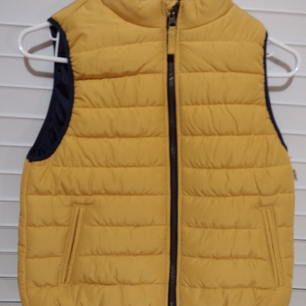 CARTER'S SIZE 8 FOR BOY
